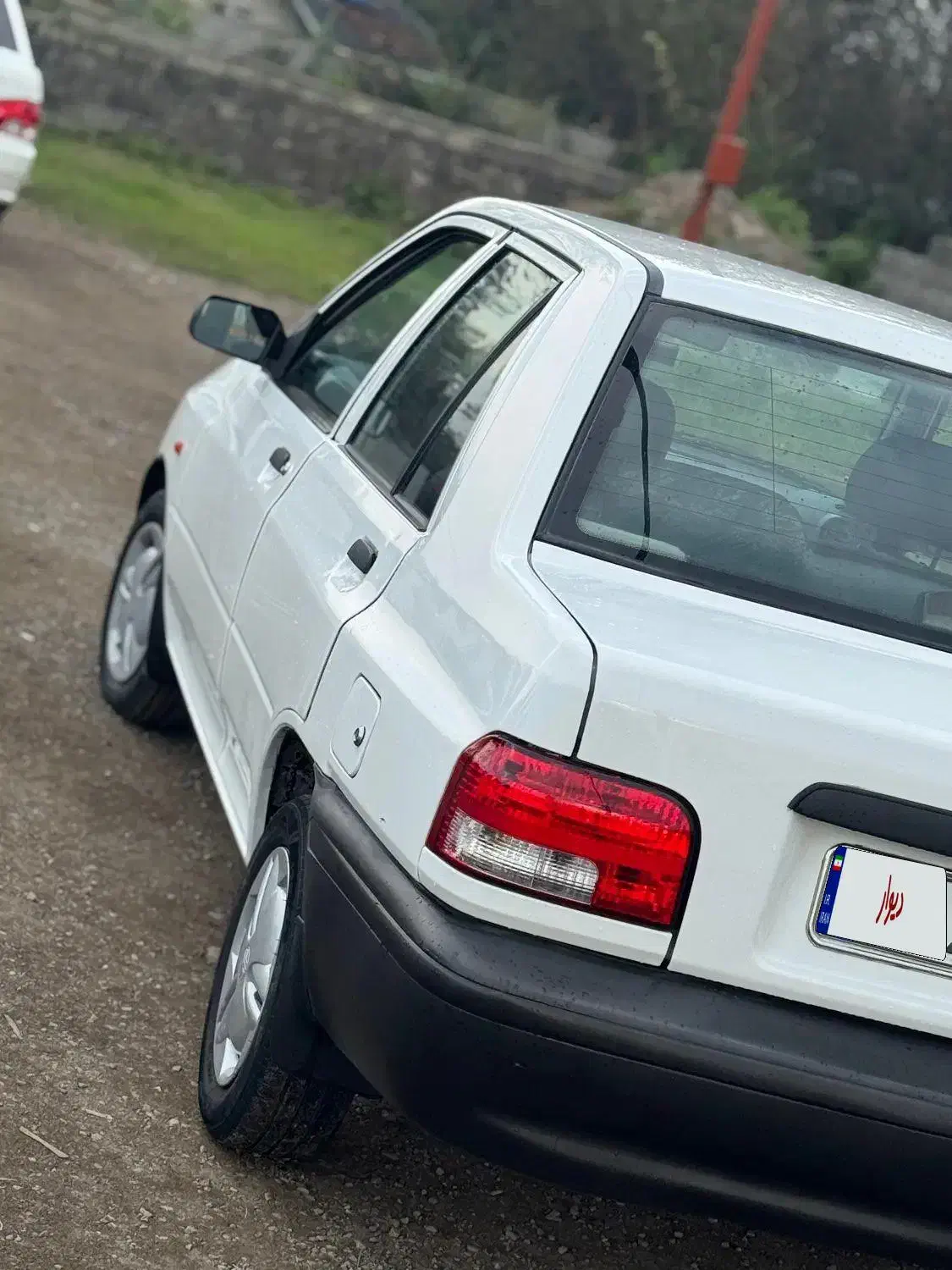 ۱۳۱ مدل۹۸ بدون رنگ و ضربه|خودرو سواری و وانت|رشت, منظریه|دیوار