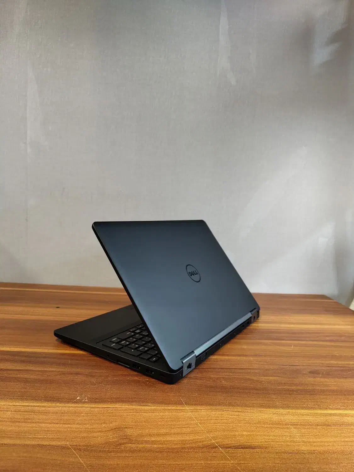 لپتاپ Dell / گرافیک مجزا/ قیمت مناسب|رایانه همراه|تبریز, |دیوار