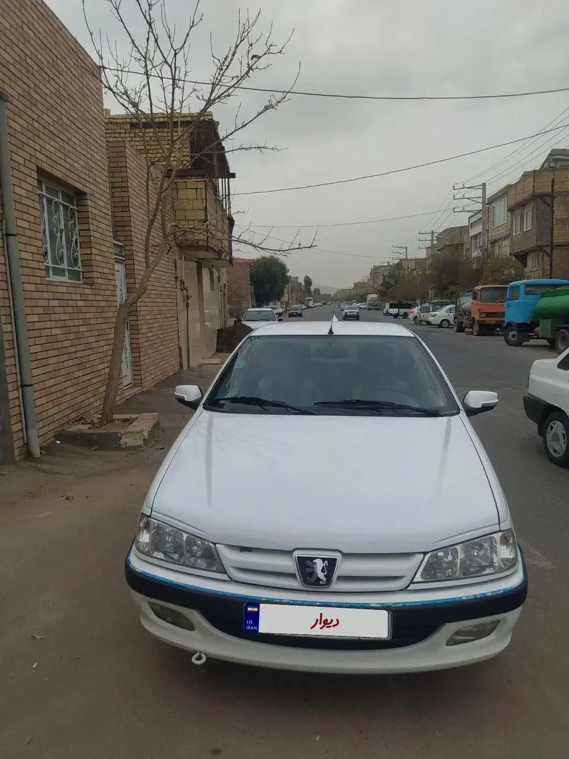 پژو پارس 98دوگانه فابریک عروسک معاوضه هم دارم|خودرو سواری و وانت|قم, شهرک فاطمیه|دیوار