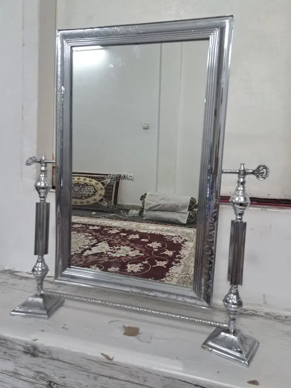 میز برنجی و آینه برنزی|صنایع دستی و سایر لوازم تزئینی|تهران, مشیریه|دیوار