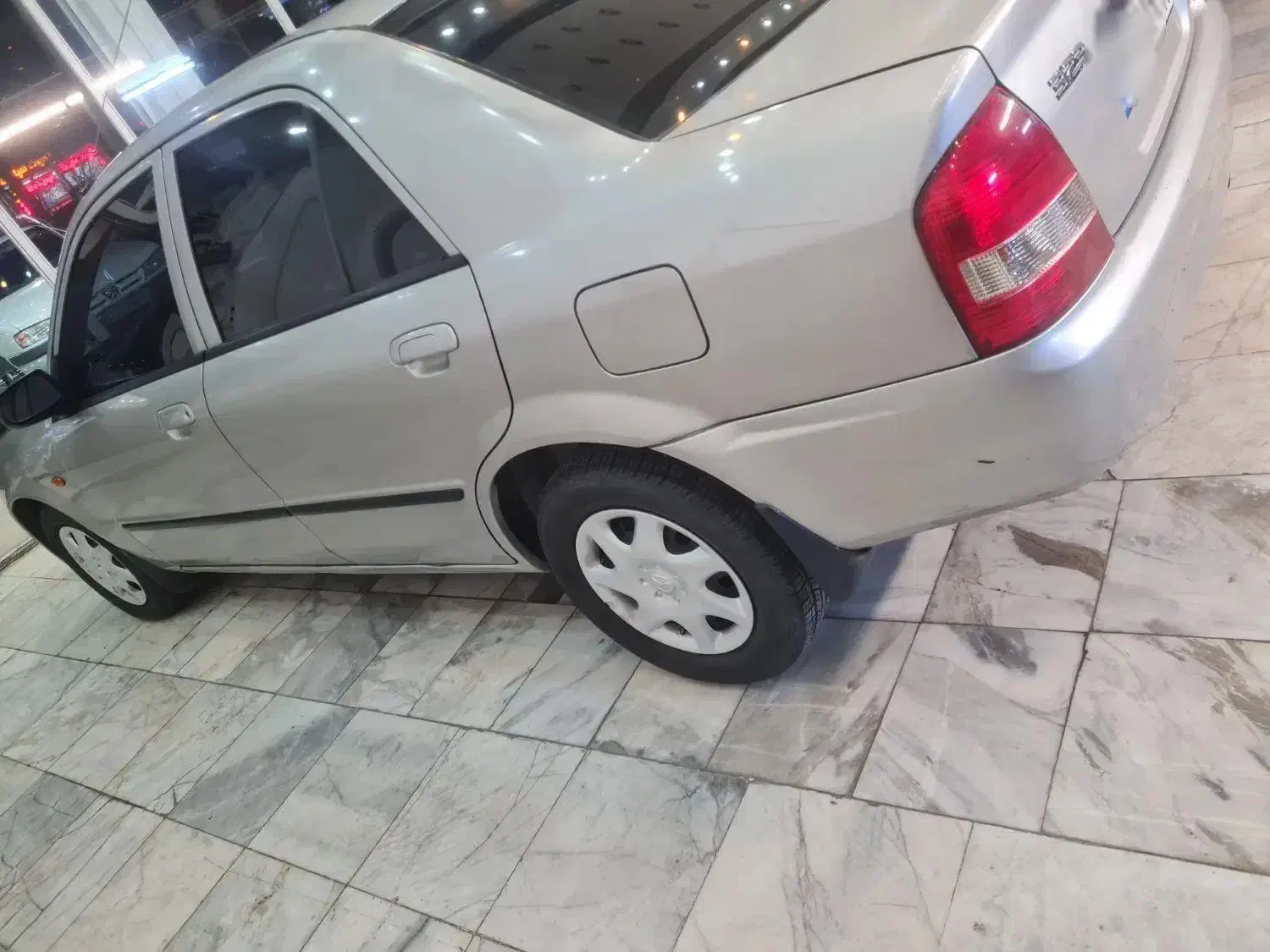 مزدا 323تیپ 5|خودرو سواری و وانت|اصفهان, چرخاب|دیوار