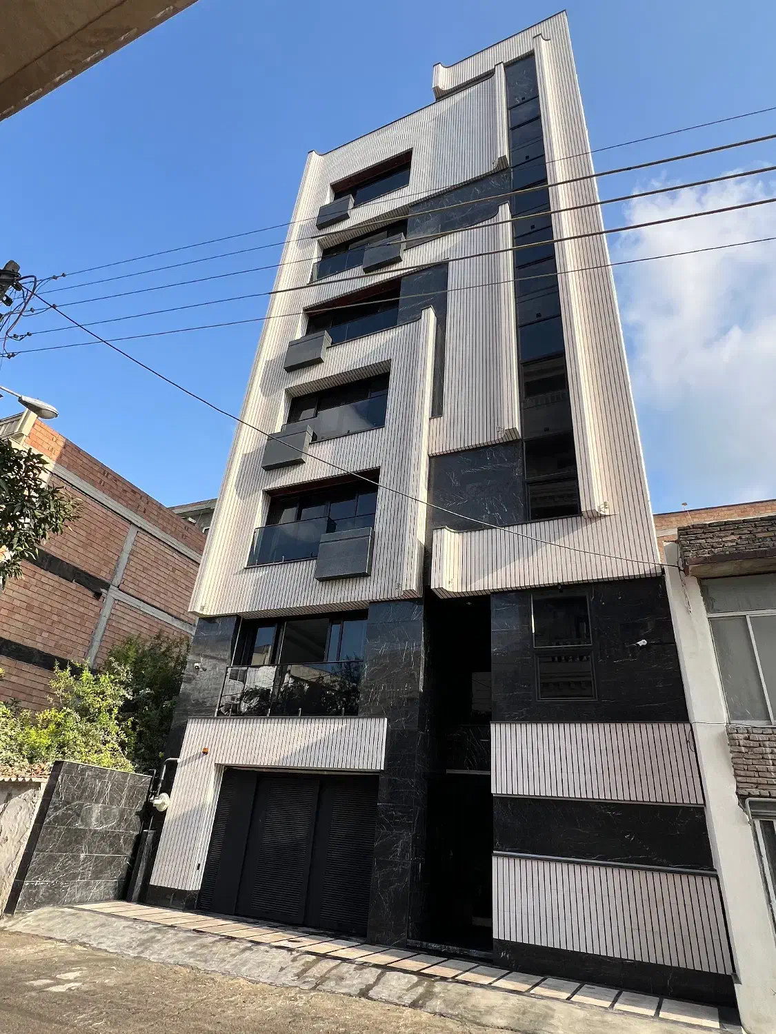 اپارتمان ۶ واحدی، طبقه ۲|فروش آپارتمان|ساری, |دیوار