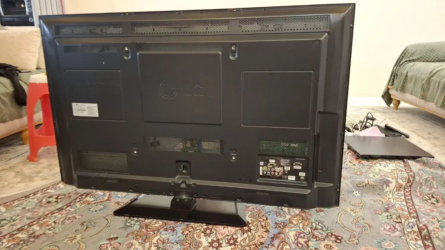 تلویزیون ال جی بسیار سالم|تلویزیون و پروژکتور|تهران, نعمت‌آباد|دیوار