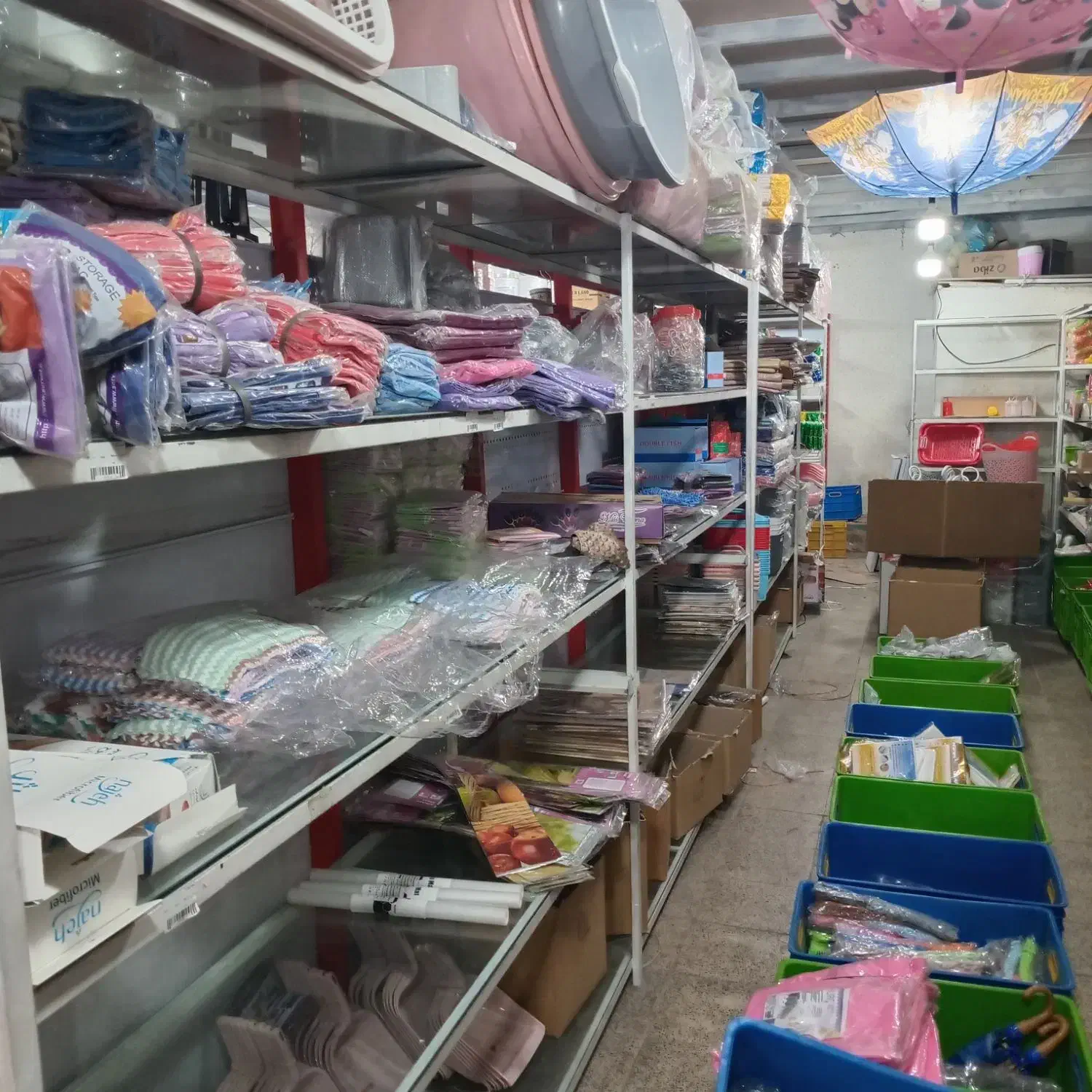 قفسه در حد نو|کتابخانه، شلف، قفسه‌های دیواری|آفتاب, |دیوار