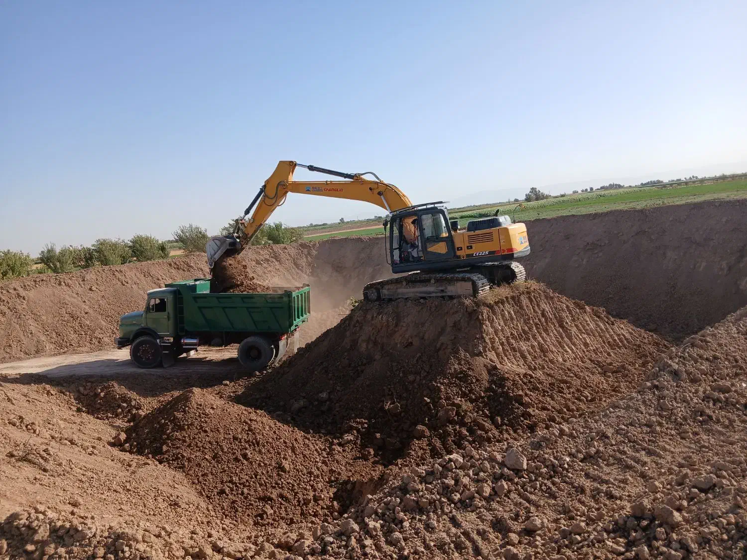 بیل چانگلین ۲۲۵|خودرو سنگین|محمدشهر, زیبادشت|دیوار