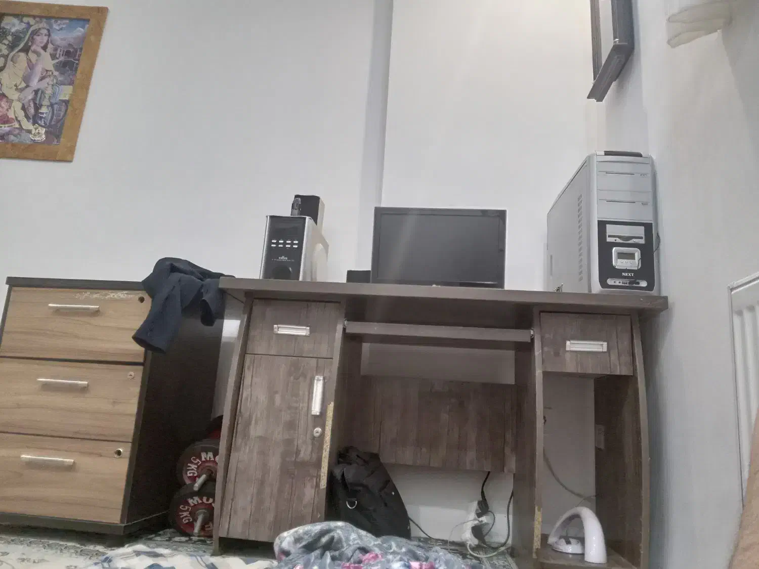 کامپیوتر خانگی|رایانه رومیزی|فلاورجان, |دیوار