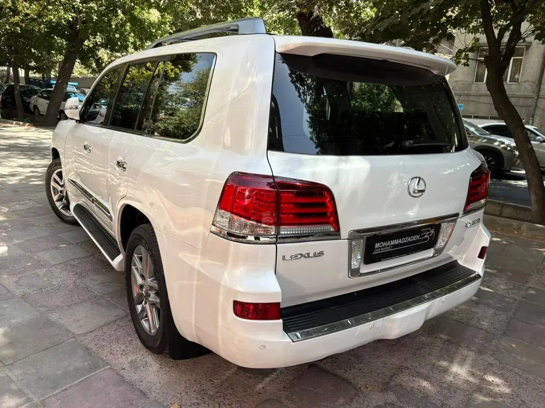 لکسوس LX 570 فول عمان 2013|خودرو سواری و وانت|تهران, نیاوران|دیوار