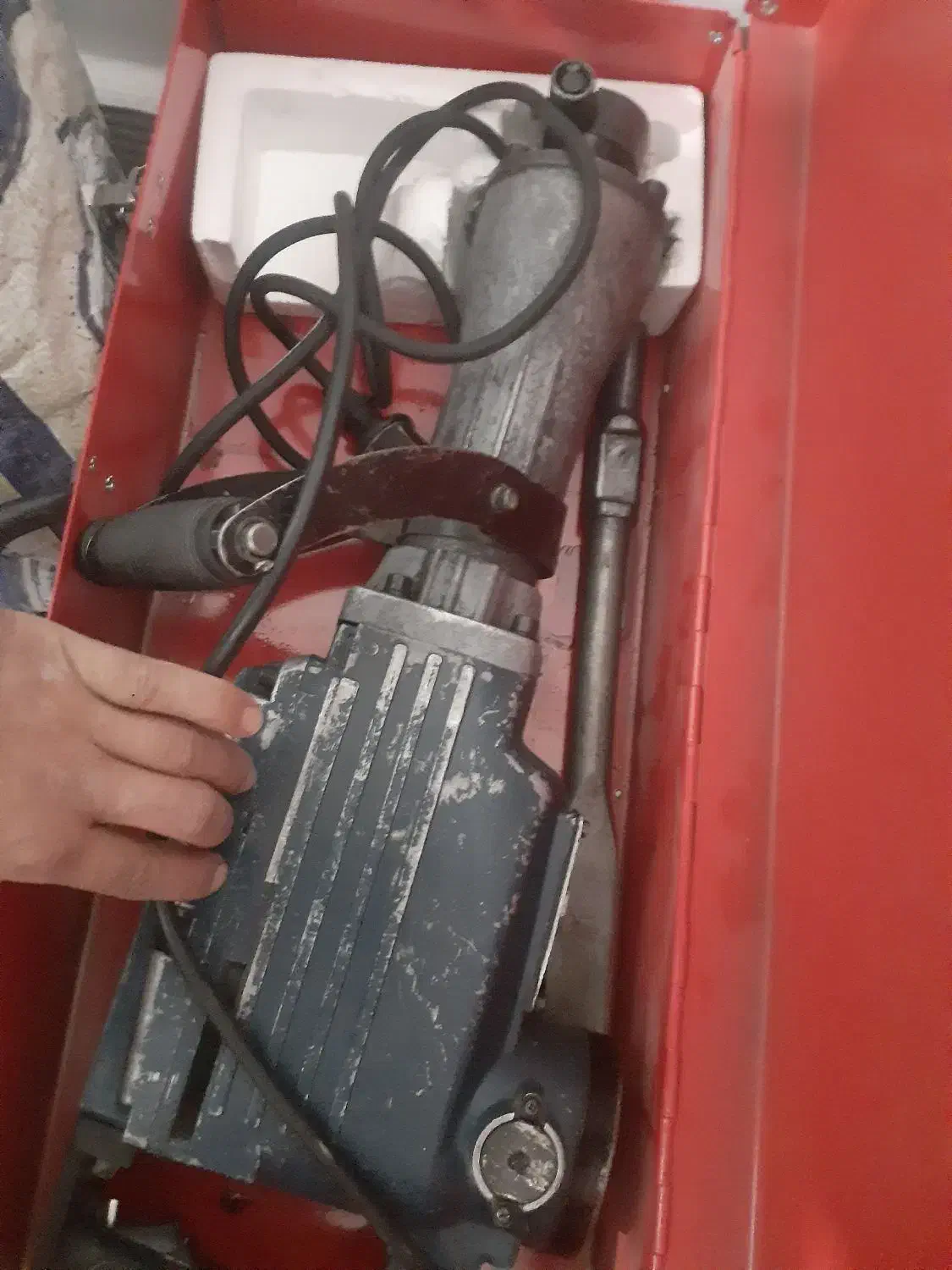 یک عدد دریل تخریب ۱۶ کیلویی ویک عدد سنجد|ابزارآلات|لنده, |دیوار