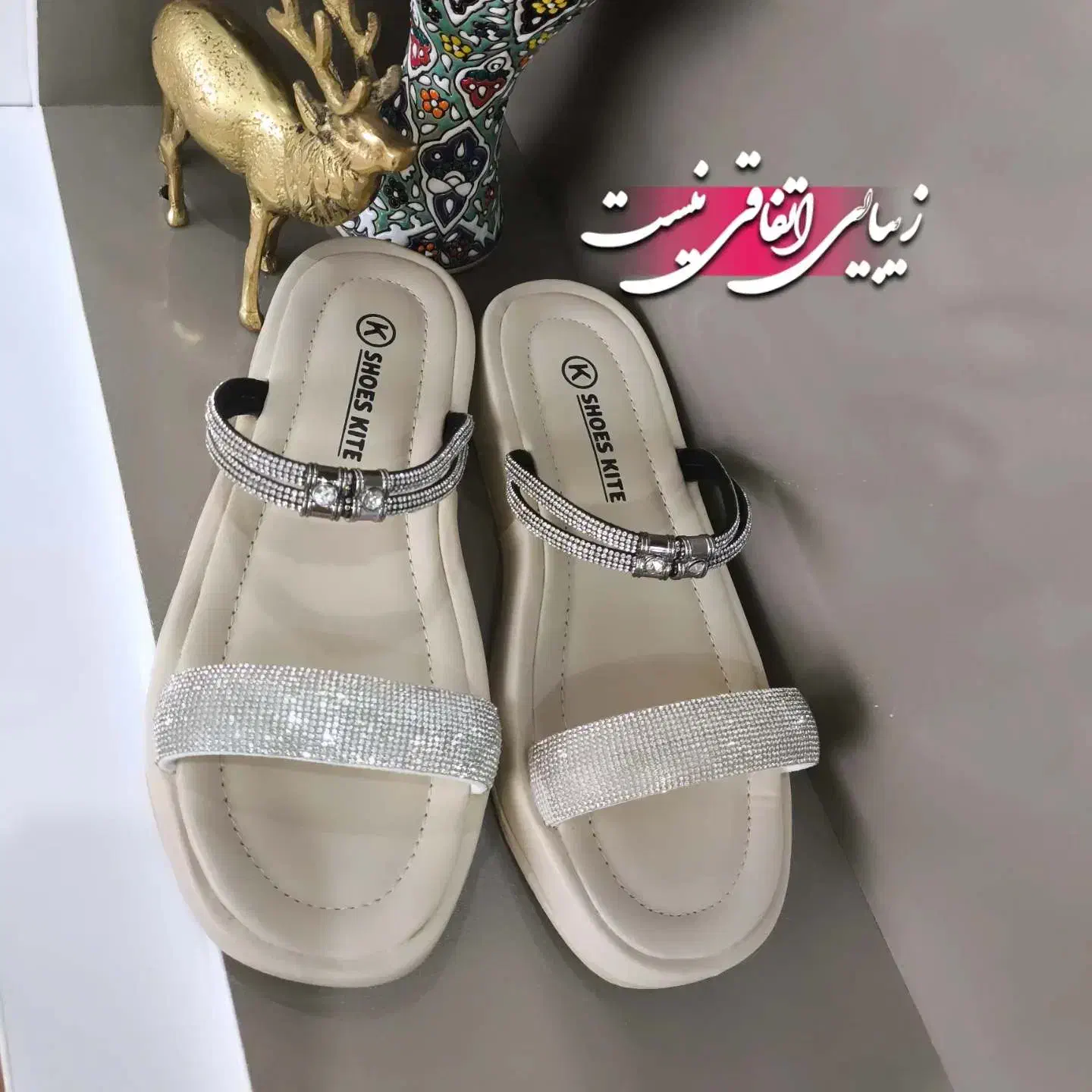 کل کارها حراج فصل همه کارها385تومن به خاطرفصل|کیف، کفش، کمربند|میانه, |دیوار