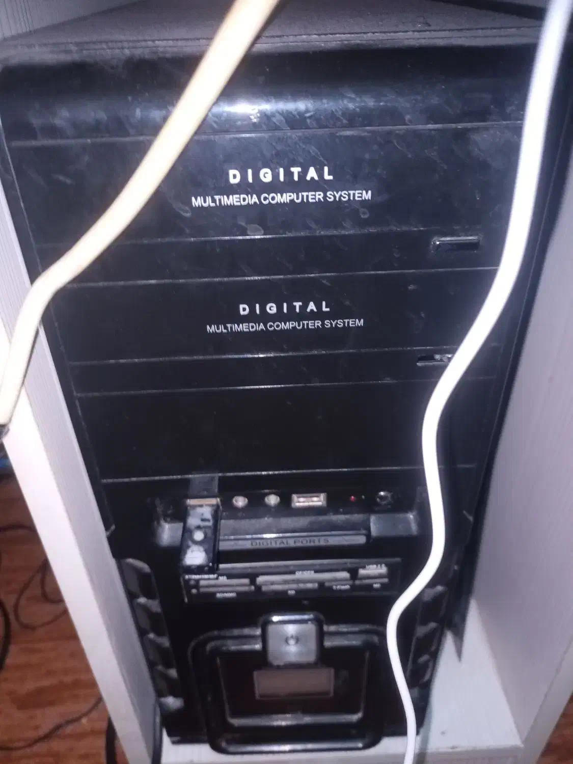 کامپیوتر|رایانه رومیزی|ملارد, |دیوار