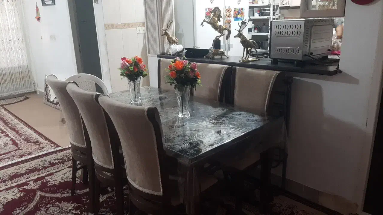 فروش میز و صندلی نهار خوری ۶ نفره|میز و صندلی غذاخوری|کاشان, کارگر|دیوار