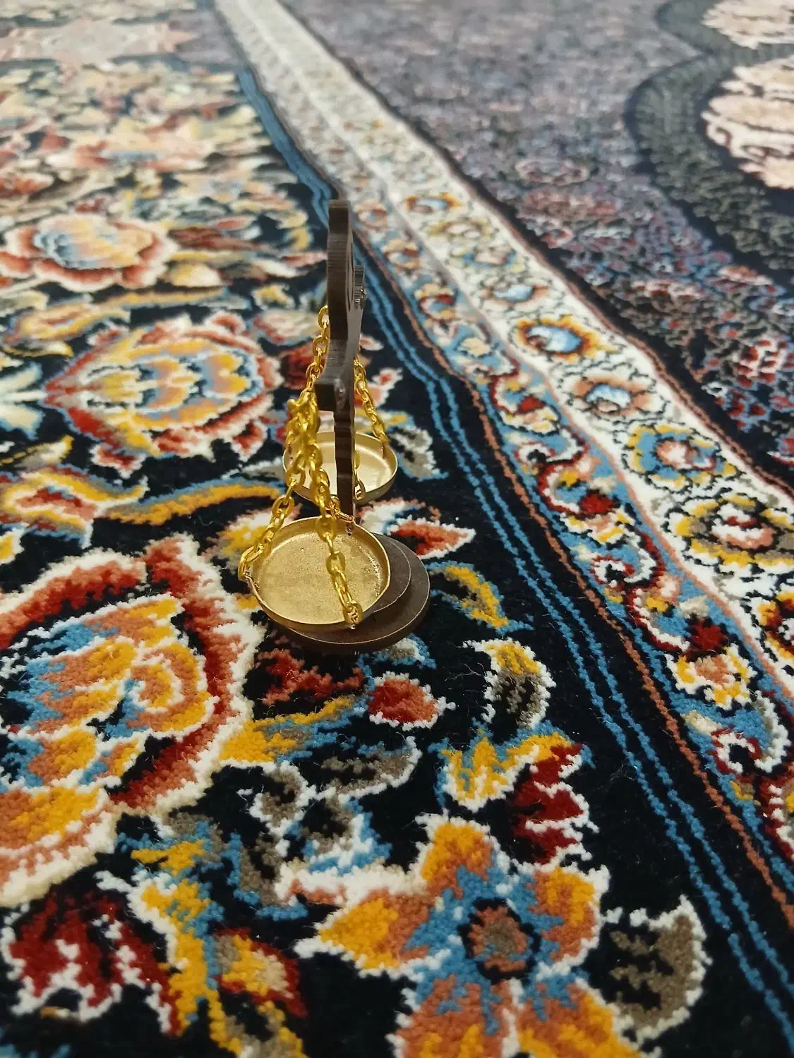 ترازو نو|مجسمه، تندیس، ماکت|رشت, رودباری|دیوار