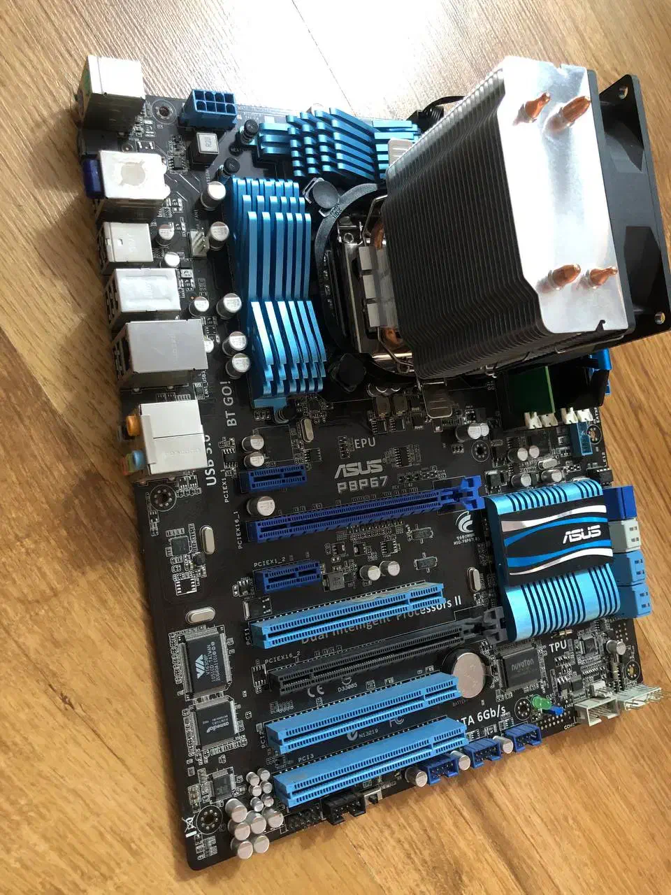 کیس گیمینگ حرفه ای|رایانه رومیزی|مشهد, حجاب (شهرک غرب)|دیوار