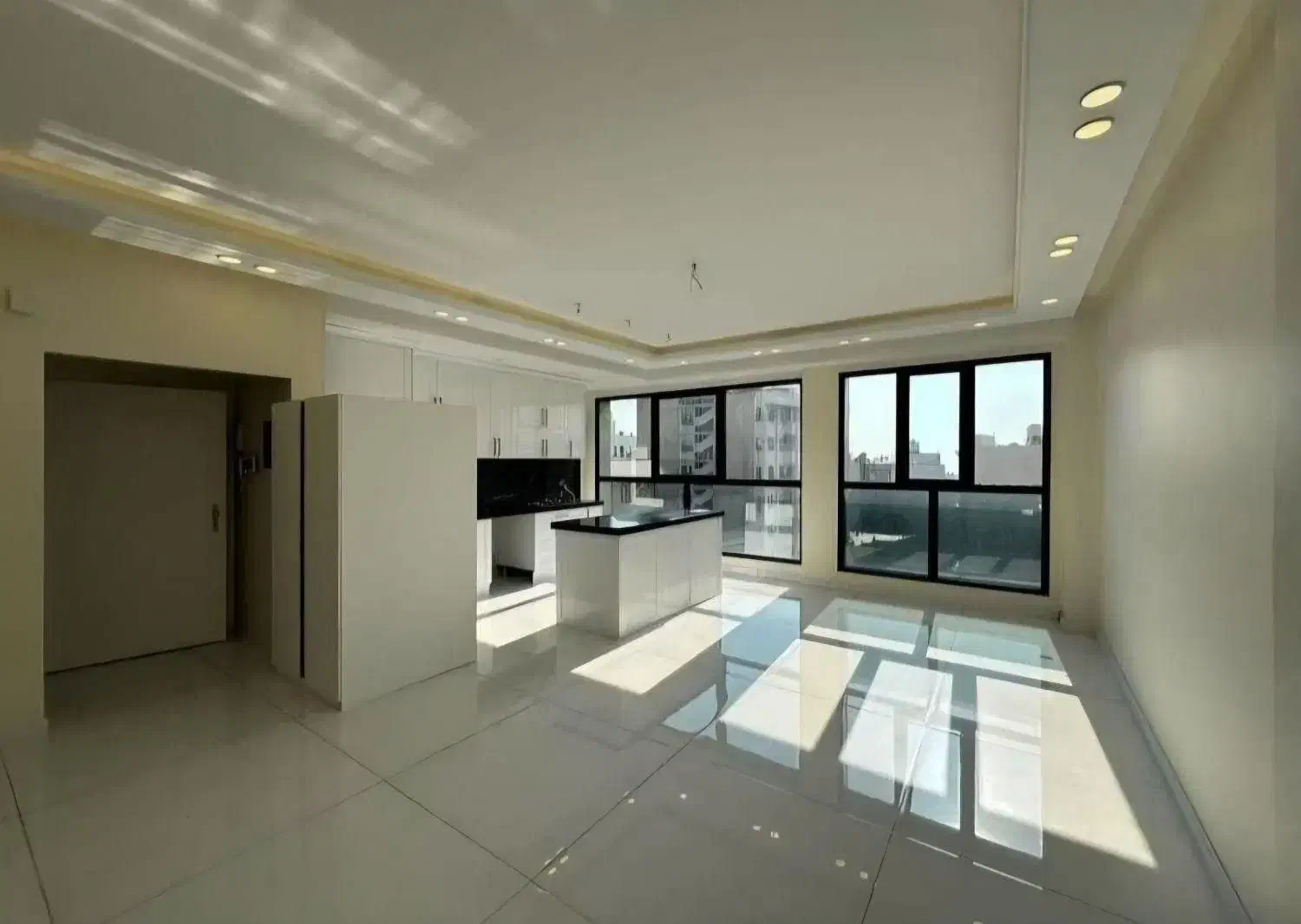 140 متر ویلایی 2 خواب کلید نخورده شهرک غرب