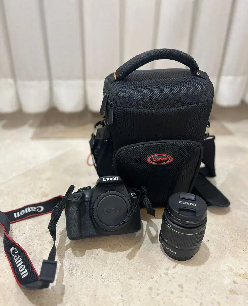 دوربین canon 2000d|دوربین عکاسی و فیلم‌برداری|رشت, شهرک قدس|دیوار