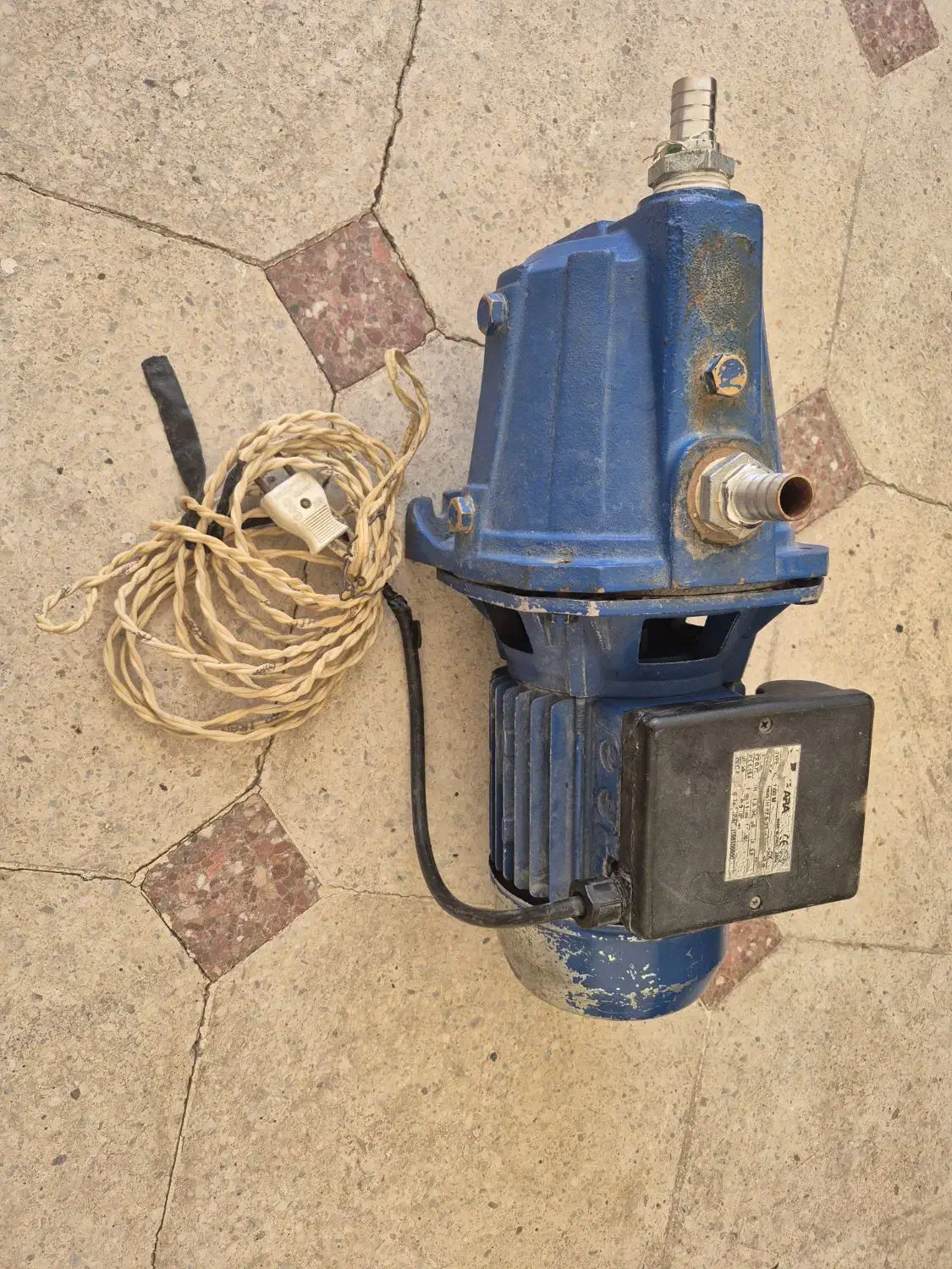 پمپ آب یک اسب|مصالح و تجهیزات ساختمان|کرمان, |دیوار