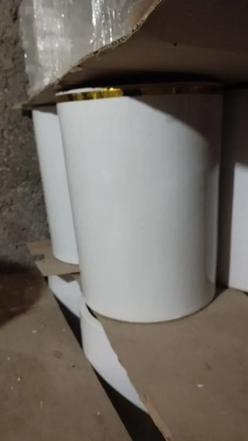 گلدان|گل و گیاه طبیعی|ایوان, |دیوار