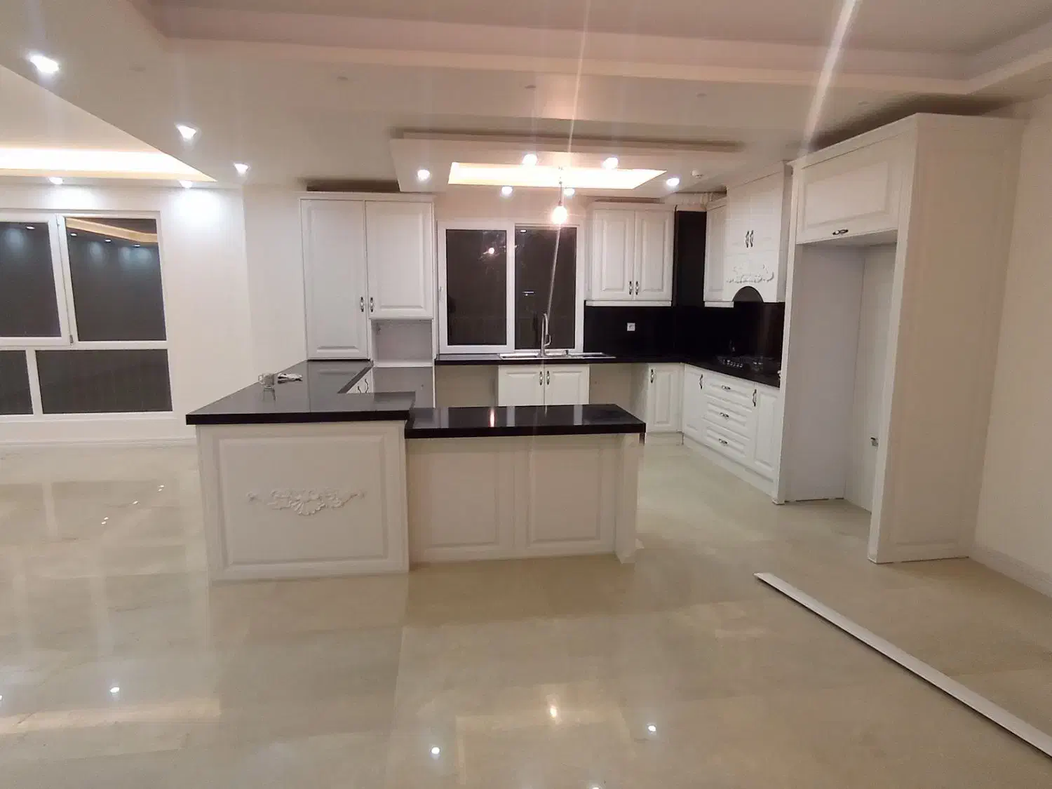 فروش و نصب کابینت و کمد هایگلاس|مصالح و تجهیزات ساختمان|خاوران, |دیوار