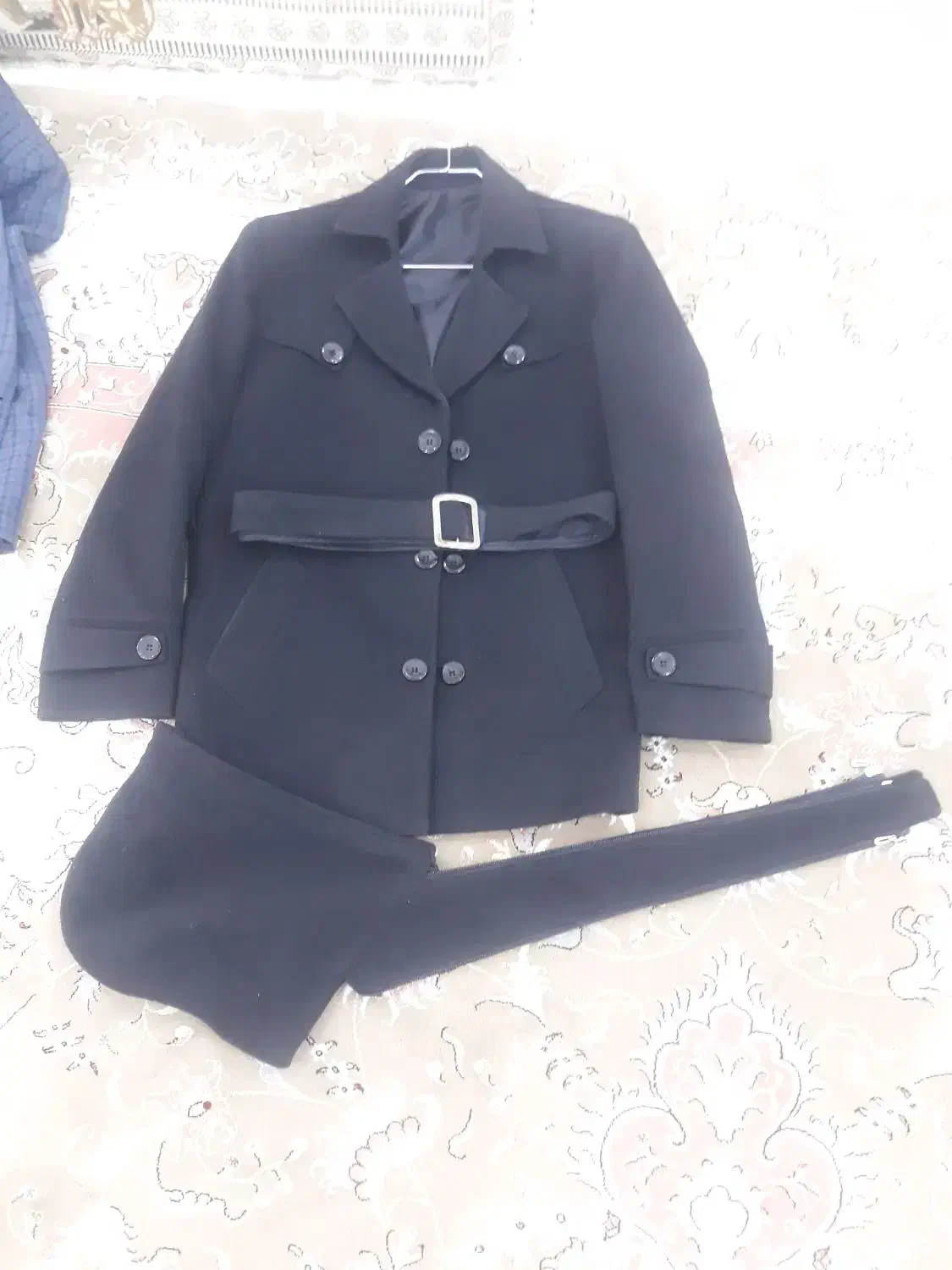 تعدادی لباس نو تن نخورده ودر حد نو|لباس|دورود, |دیوار