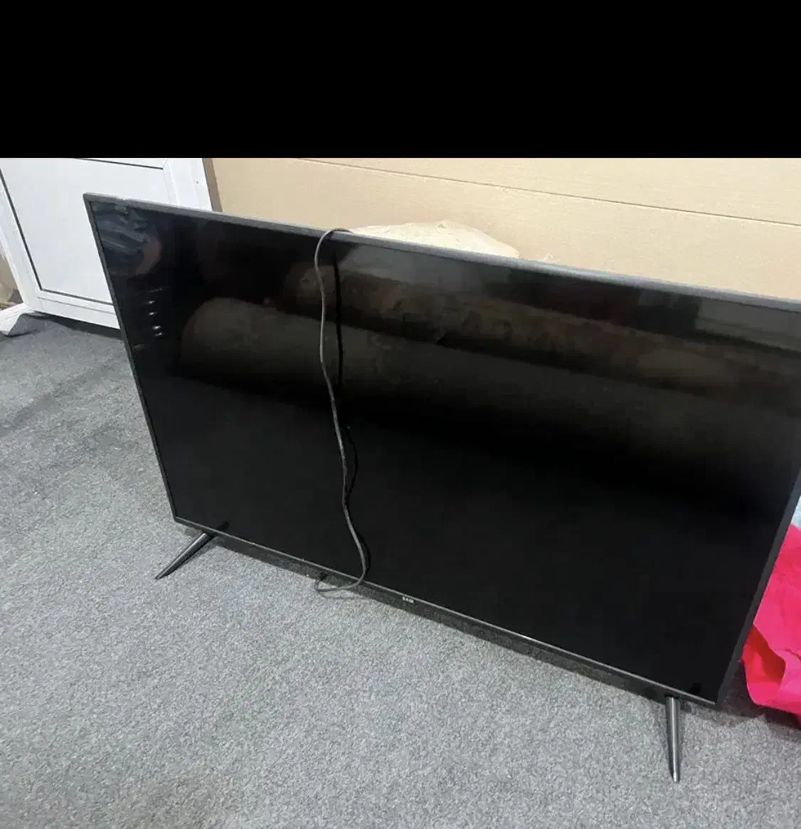 تلویزیون ۵۰ سام|تلویزیون و پروژکتور|قره ضیاالدین, |دیوار