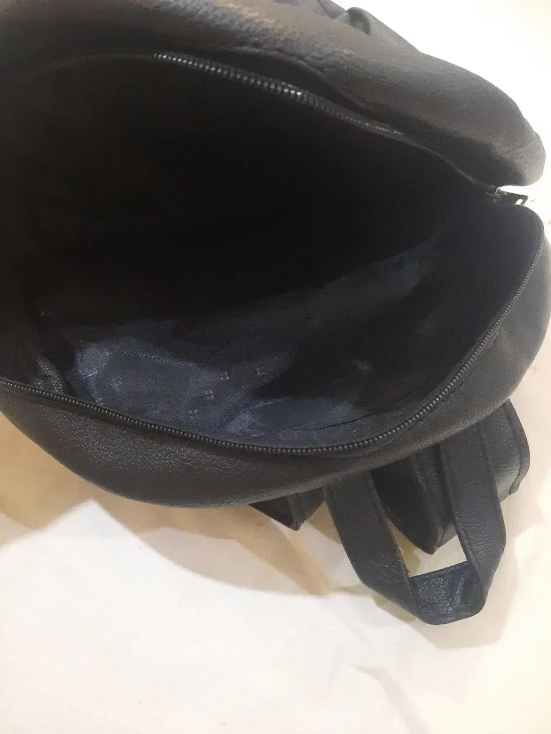 کیف(کوله) چرمی مدرسه.دانشگاه|کیف، کفش، کمربند|شوشتر, |دیوار