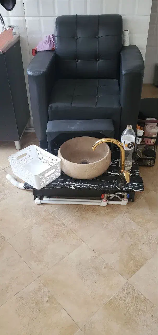 فروش لوازم سالنی تک هم میتونید بخرید|آرایشگاه و سالنهای زیبایی|ساری, |دیوار