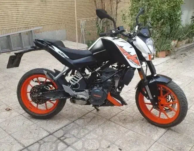 کی تی ام دوک 200|موتورسیکلت|اصفهان, برازنده|دیوار