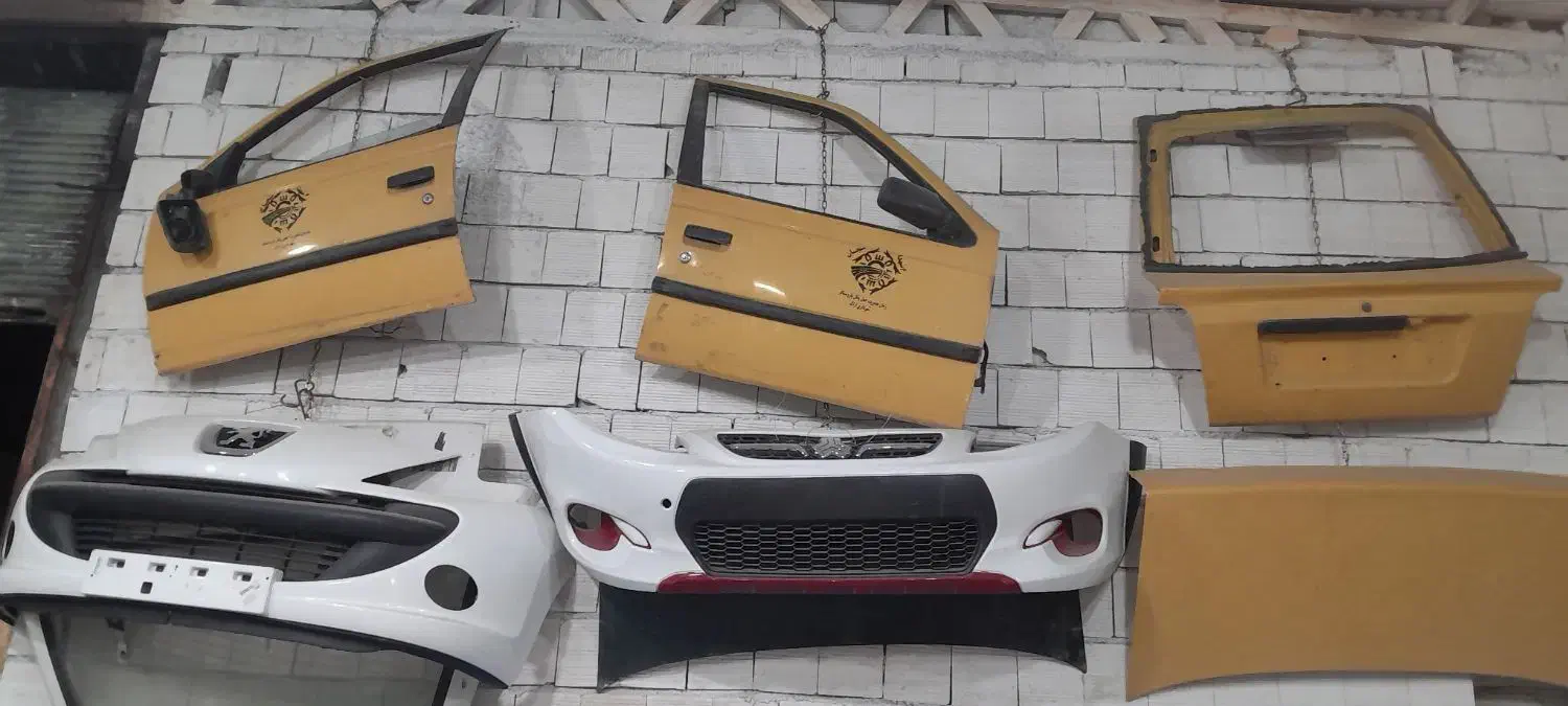 درود تعدادی درب پژو سپر ۲۰۷سپرکوئک|قطعات یدکی و لوازم جانبی|اصفهان, اندوان|دیوار