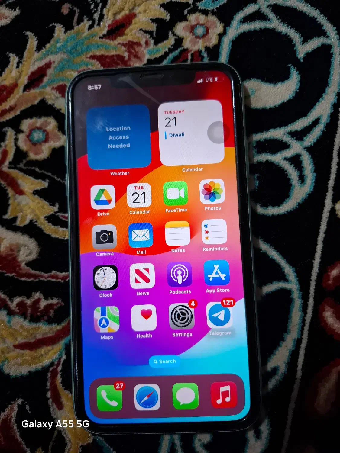 ایفون ۱۱نرمال ۲۵۶|موبایل|فیروزآباد (فارس), |دیوار