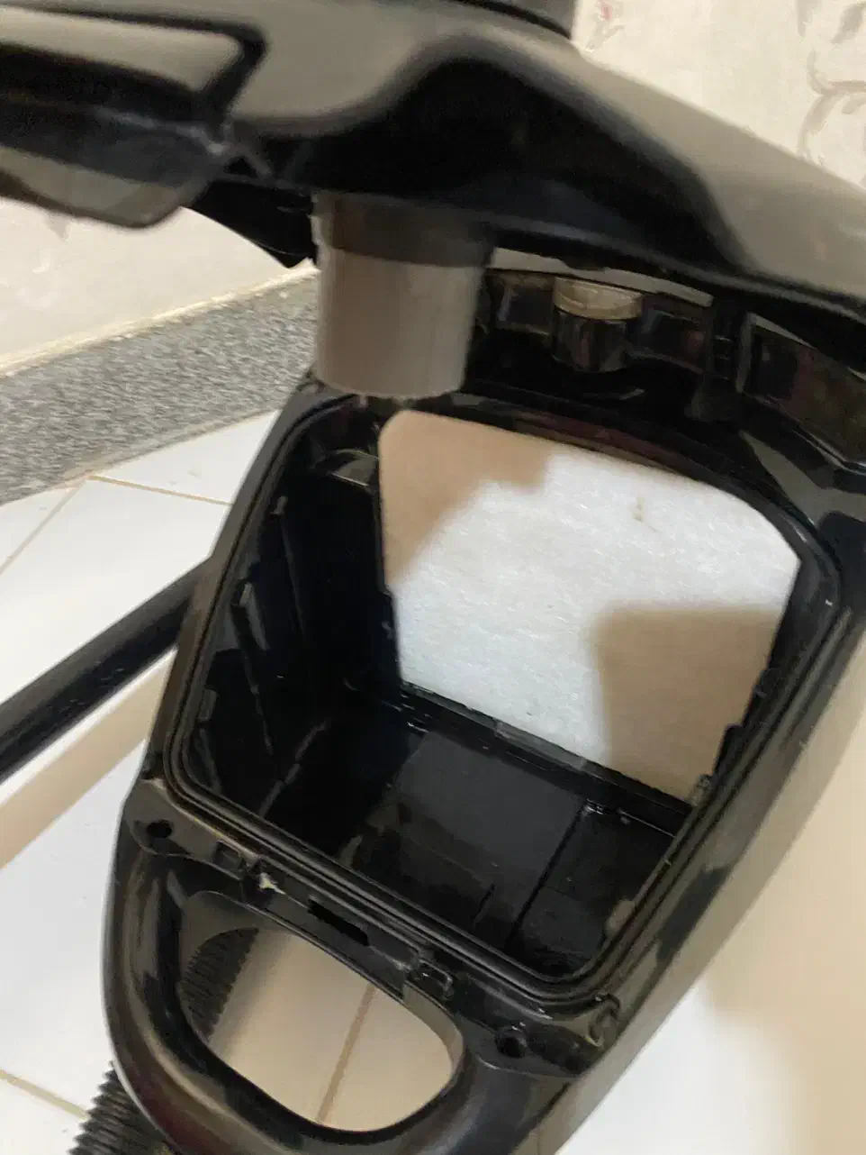 جاروبرقی 2200 دلونگی|جاروبرقی، جارو شارژی، بخارشو|مشهد, سرافرازان|دیوار