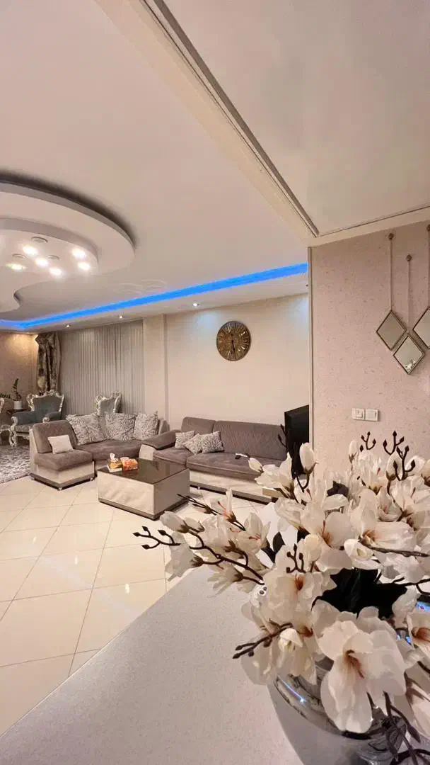 دریاچه چیتگر برج آسمان ۱۰۶ متر طبقه اول ۲ خواب|فروش آپارتمان|تهران, دریاچه شهدای خلیج فارس|دیوار