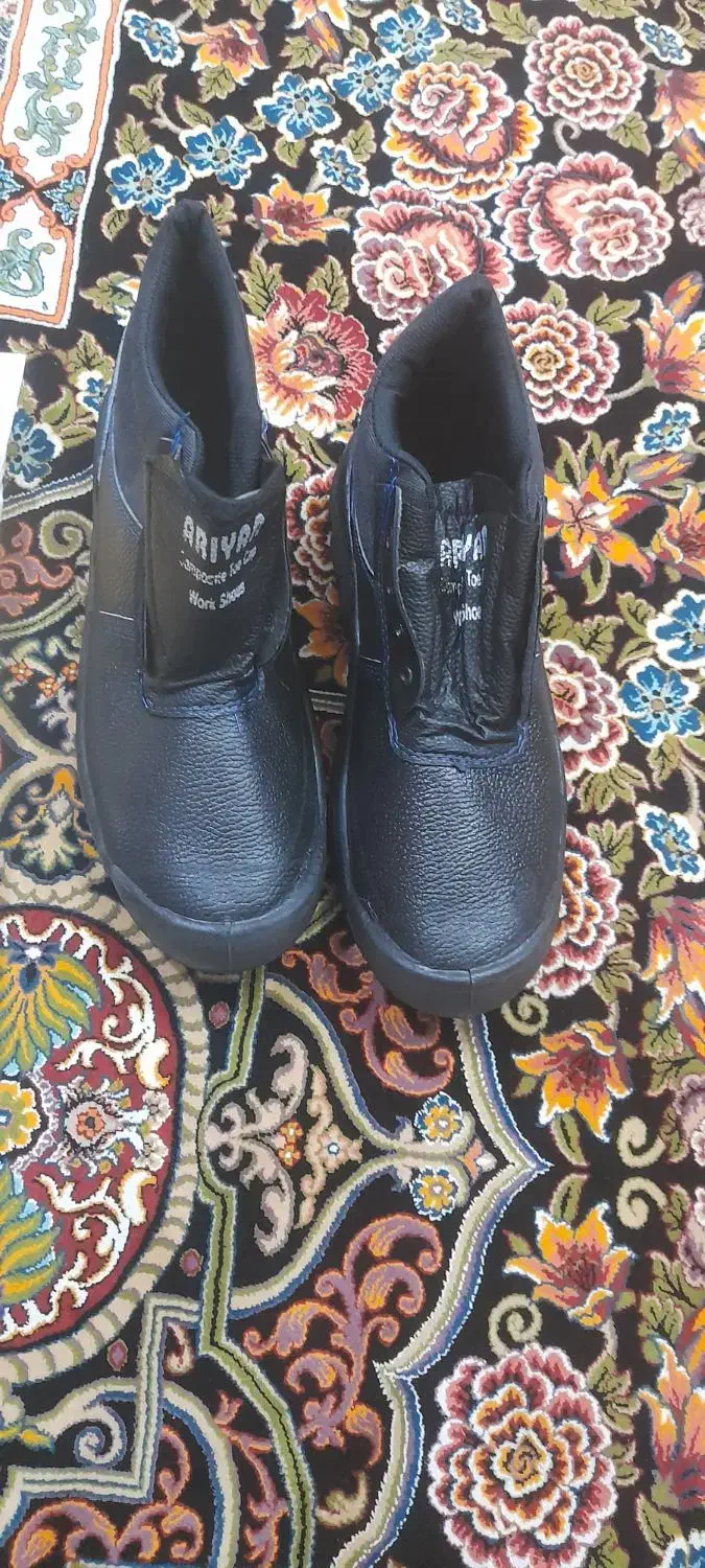 کفش کار و اسپورت|کیف، کفش، کمربند|ایلام, |دیوار