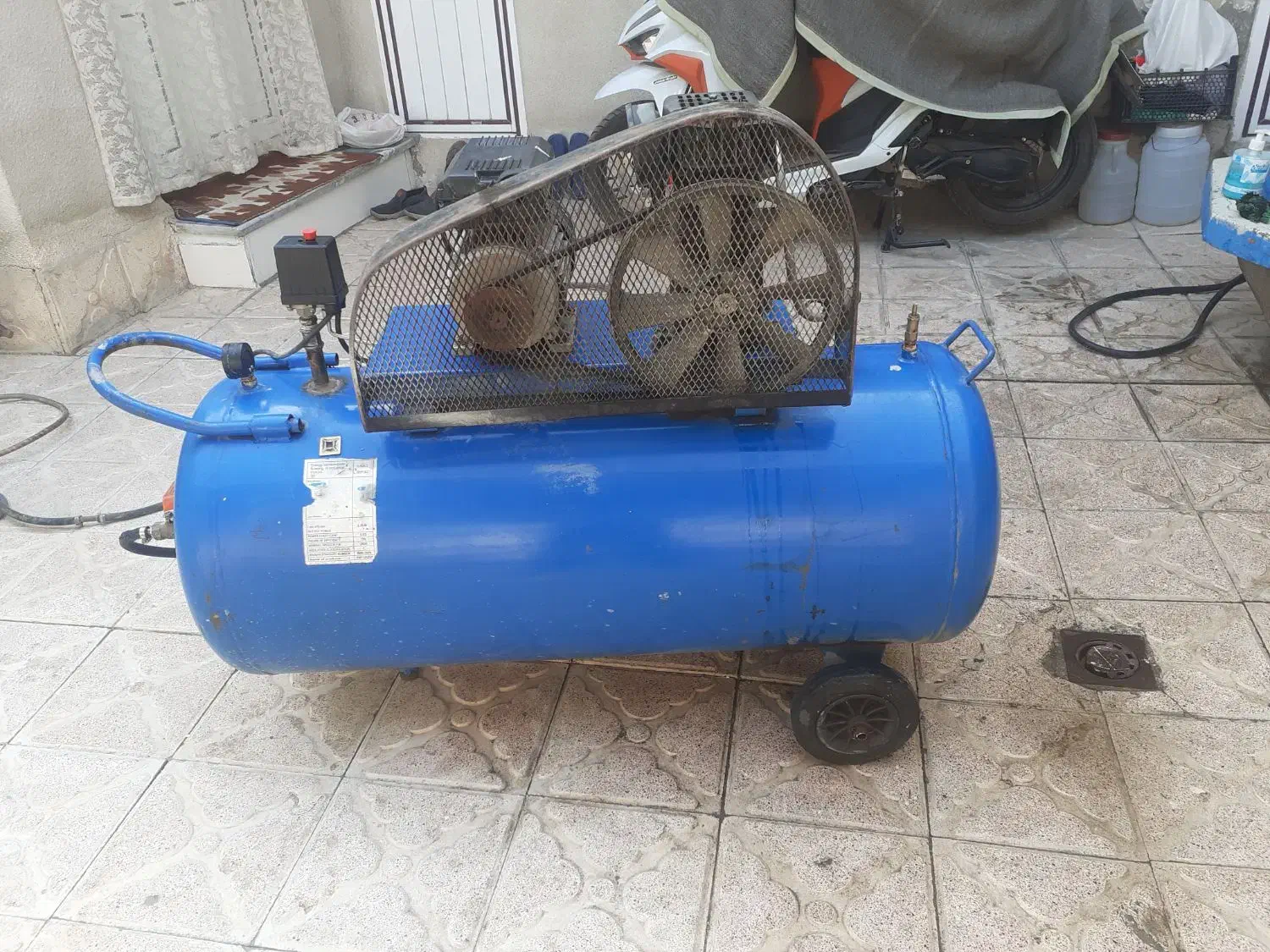 پمپ باد|ابزارآلات|بناب, |دیوار