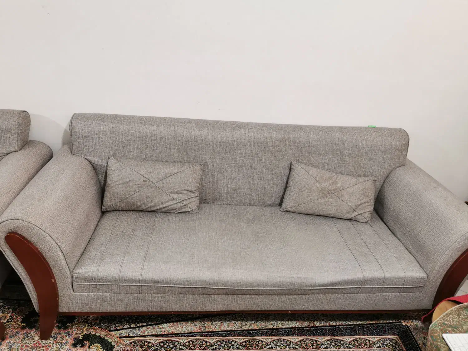 مبل هفت نفره با اشانتیون میز نهارخوری چهارنفره|مبلمان خانگی و میز عسلی|بندر کنگان, |دیوار