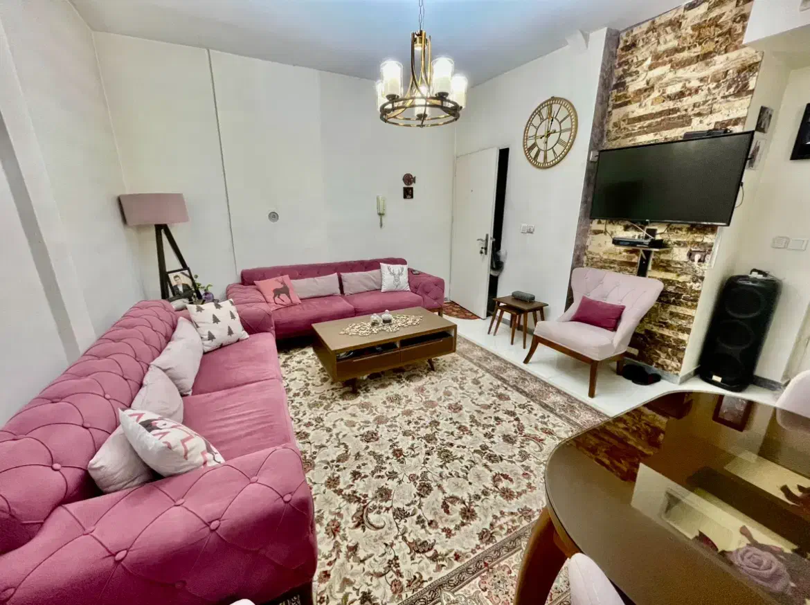 مبل ۸ نفره و میز ناهارخوری و میز در حد|مبلمان خانگی و میز عسلی|قدس, شهرقدس|دیوار