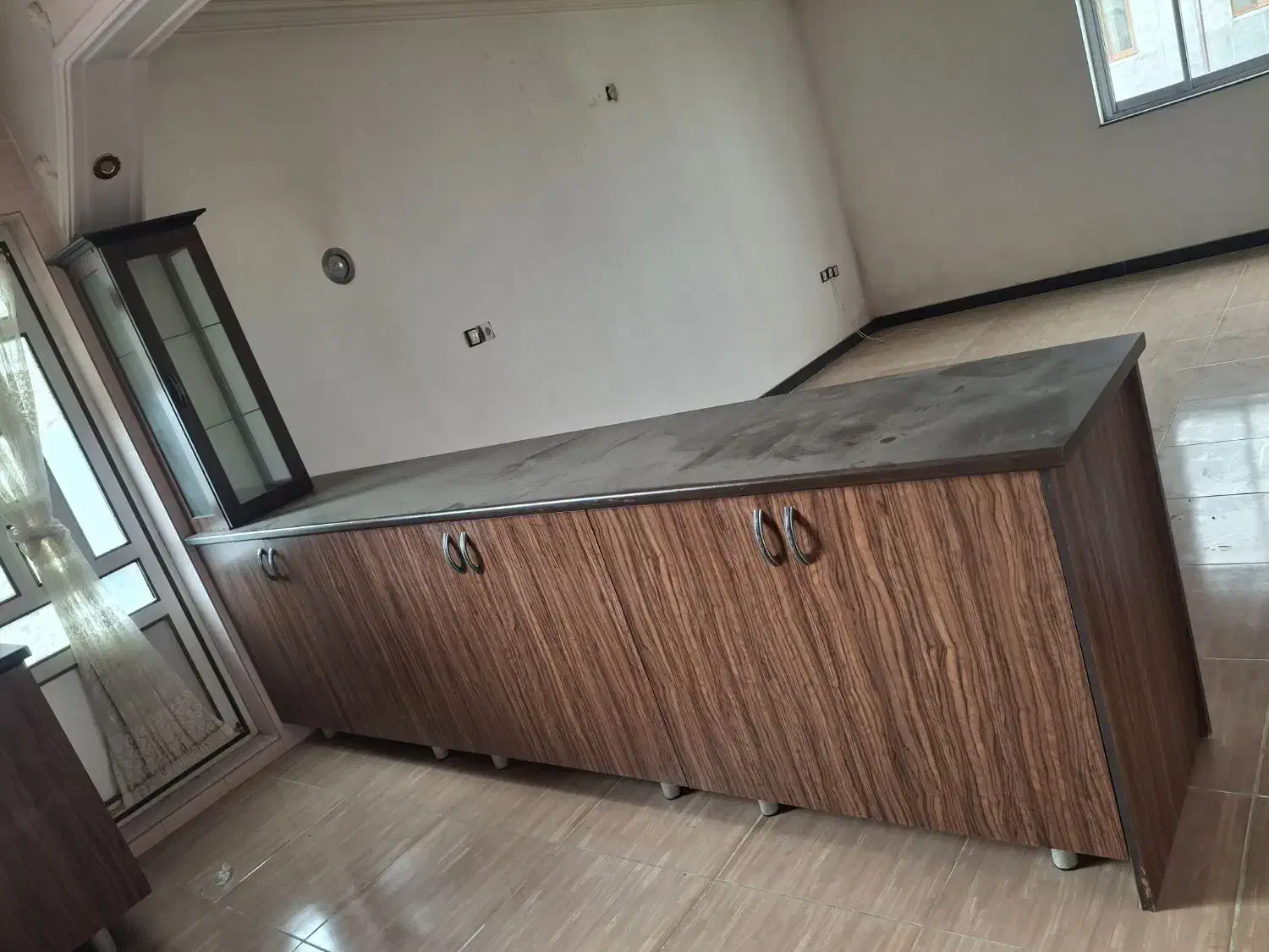 کابینت سالم|کتابخانه، شلف، قفسههای دیواری|رضوانشهر, |دیوار