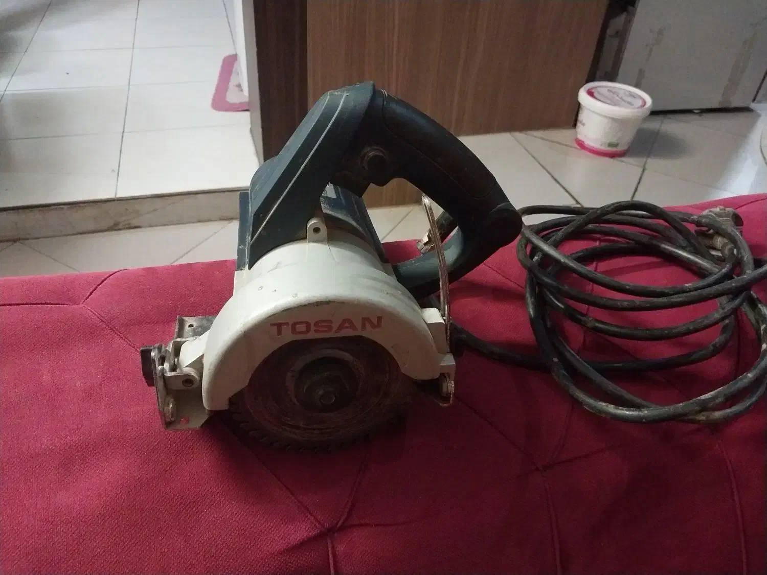 گرد بر توسن در حد نو|فروشگاه و مغازه|اصفهان, بهارستان|دیوار