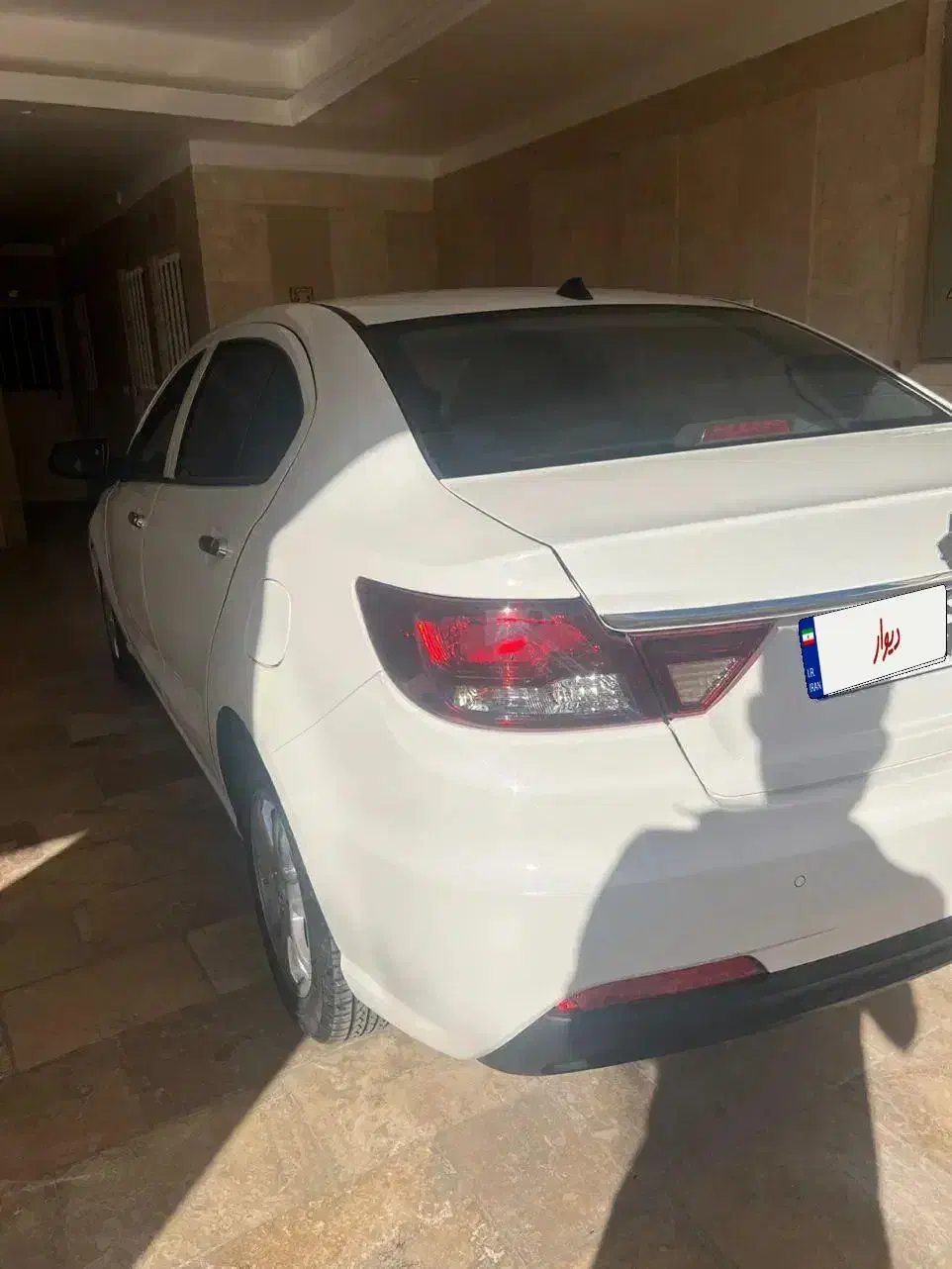 شاهین اتومات مدل ۴۰۳باسانروف|خودرو سواری و وانت|قم, شهرک امام حسین|دیوار