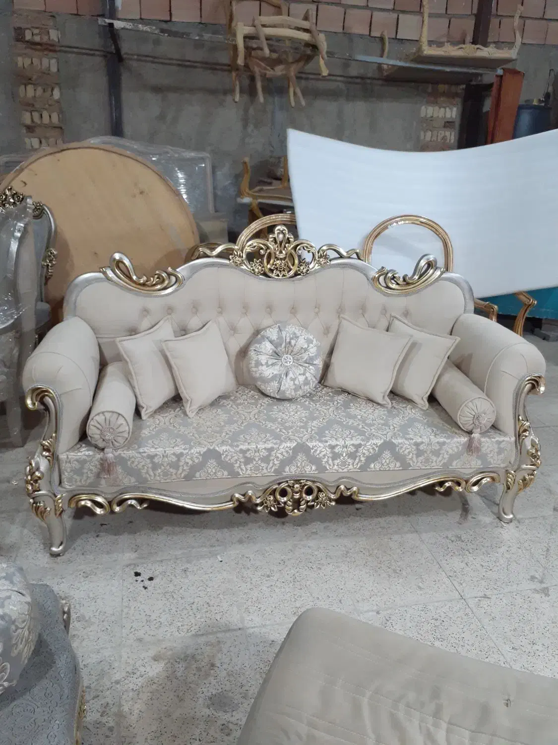 تعمیر مبل روکوبی رنگ کاری کهنه بیارنو ببر|خدمات پیشه و مهارت|چهاردانگه (تهران), |دیوار