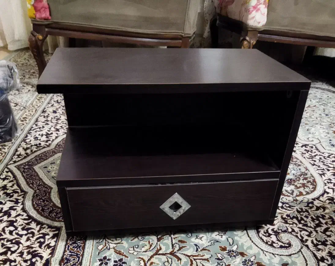 میزوجلومبلی|مبلمان خانگی و میز عسلی|میبد, |دیوار