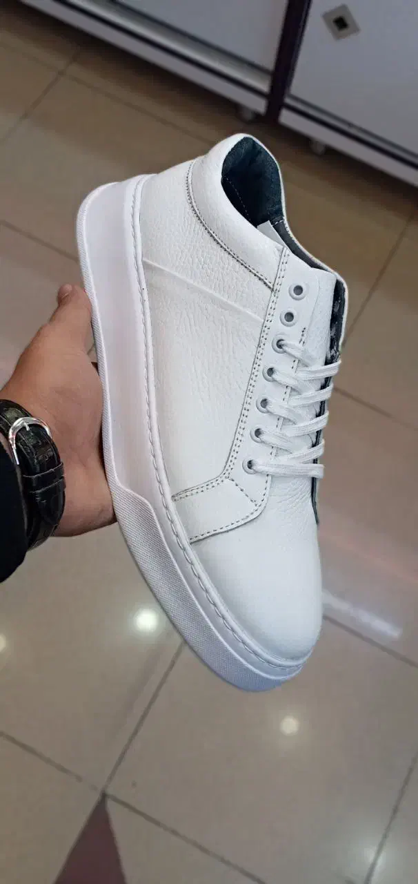 ونس تمام چرم گاوی بوفالو|کیف، کفش، کمربند|اردبیل, |دیوار