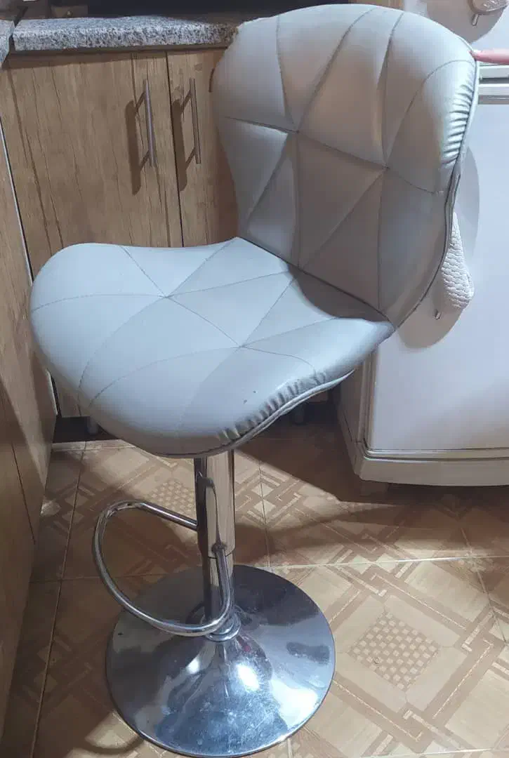 صندلی جکدار اپن|صندلی و نیمکت|کرمان, |دیوار