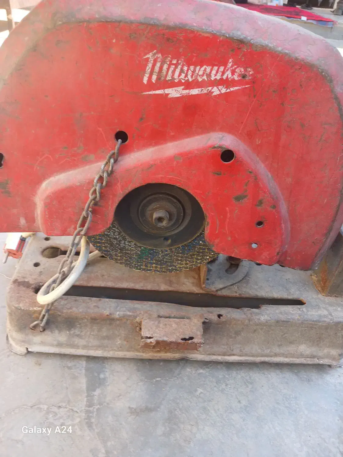 پروفیل بر|ابزارآلات|لالی, |دیوار