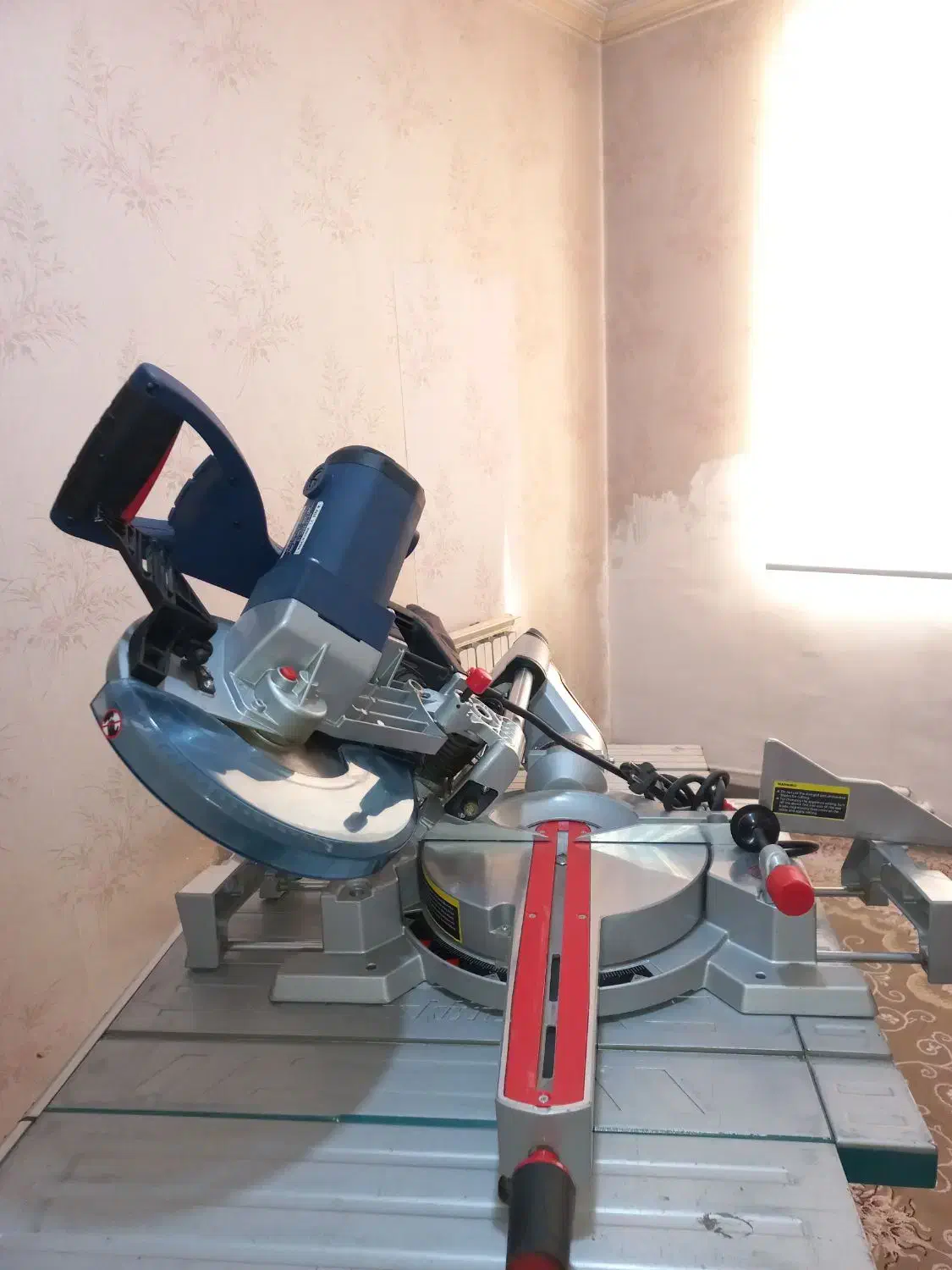 اره فارسیبر کشویی 2000 وات مدل 5920LS توسن|ابزارآلات|ملارد, |دیوار