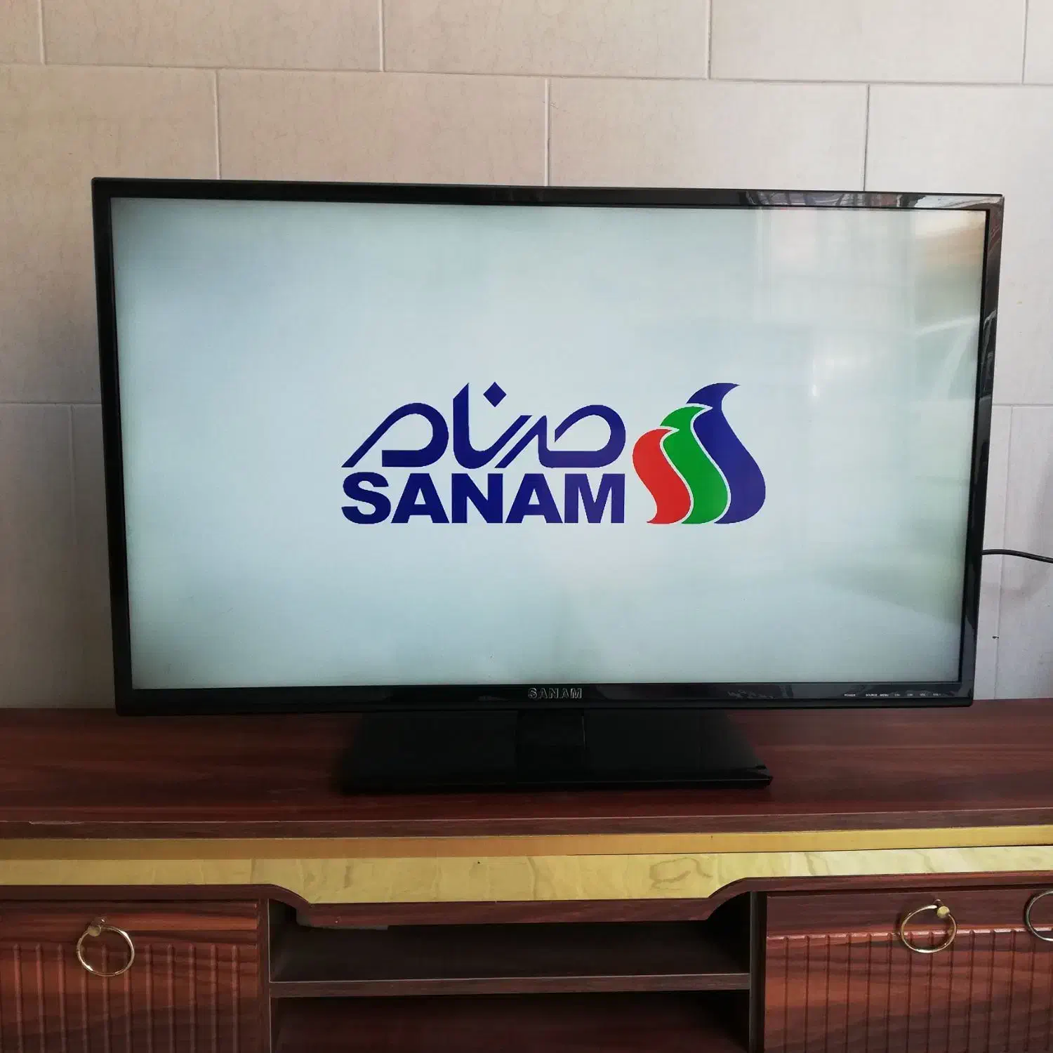 تلویزیون 40 صنام استوک|تلویزیون و پروژکتور|یزد, |دیوار