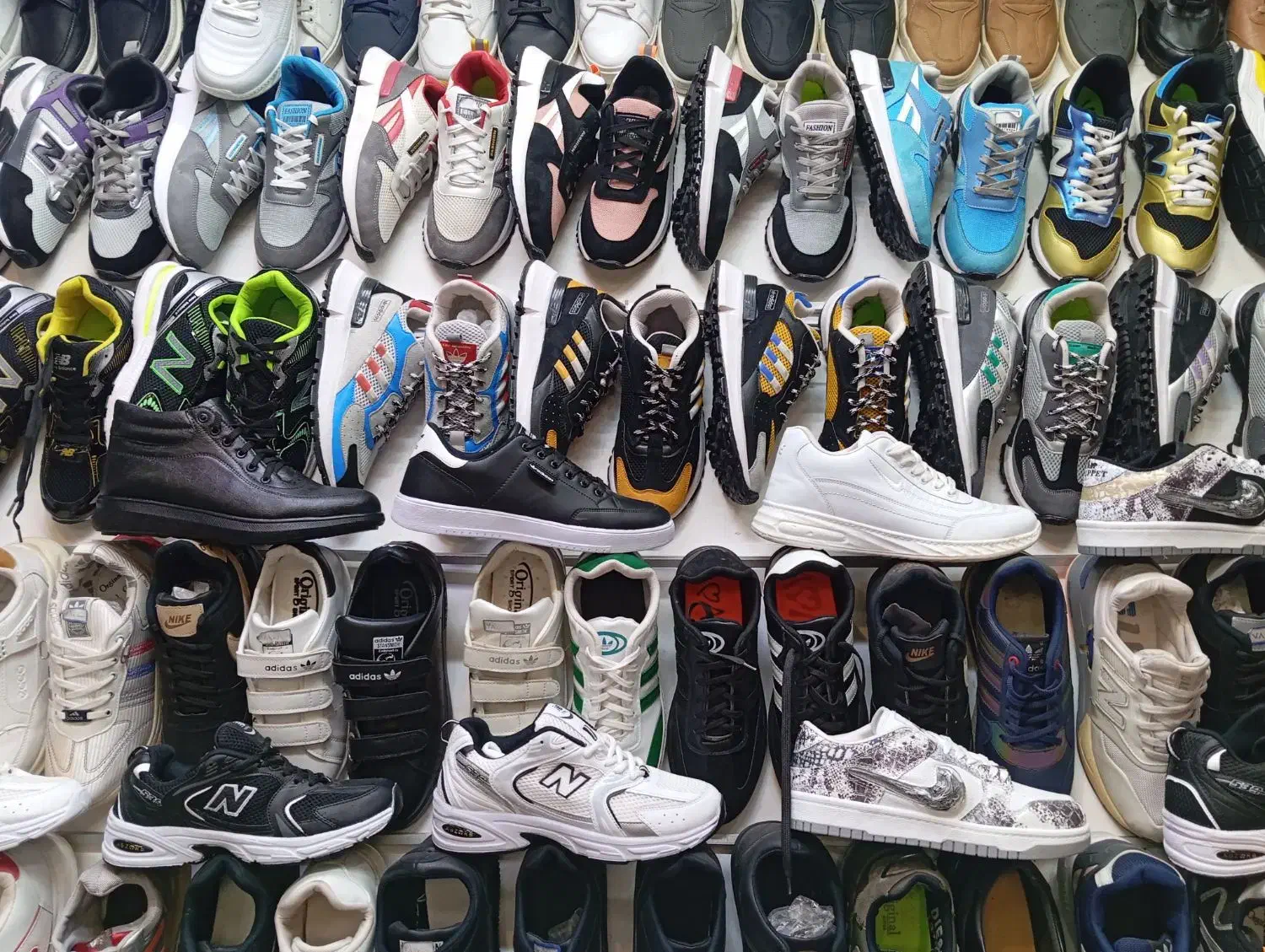 فروشندگی خانم|استخدام بازاریابی و فروش|سبزوار, کوی گلستان|دیوار