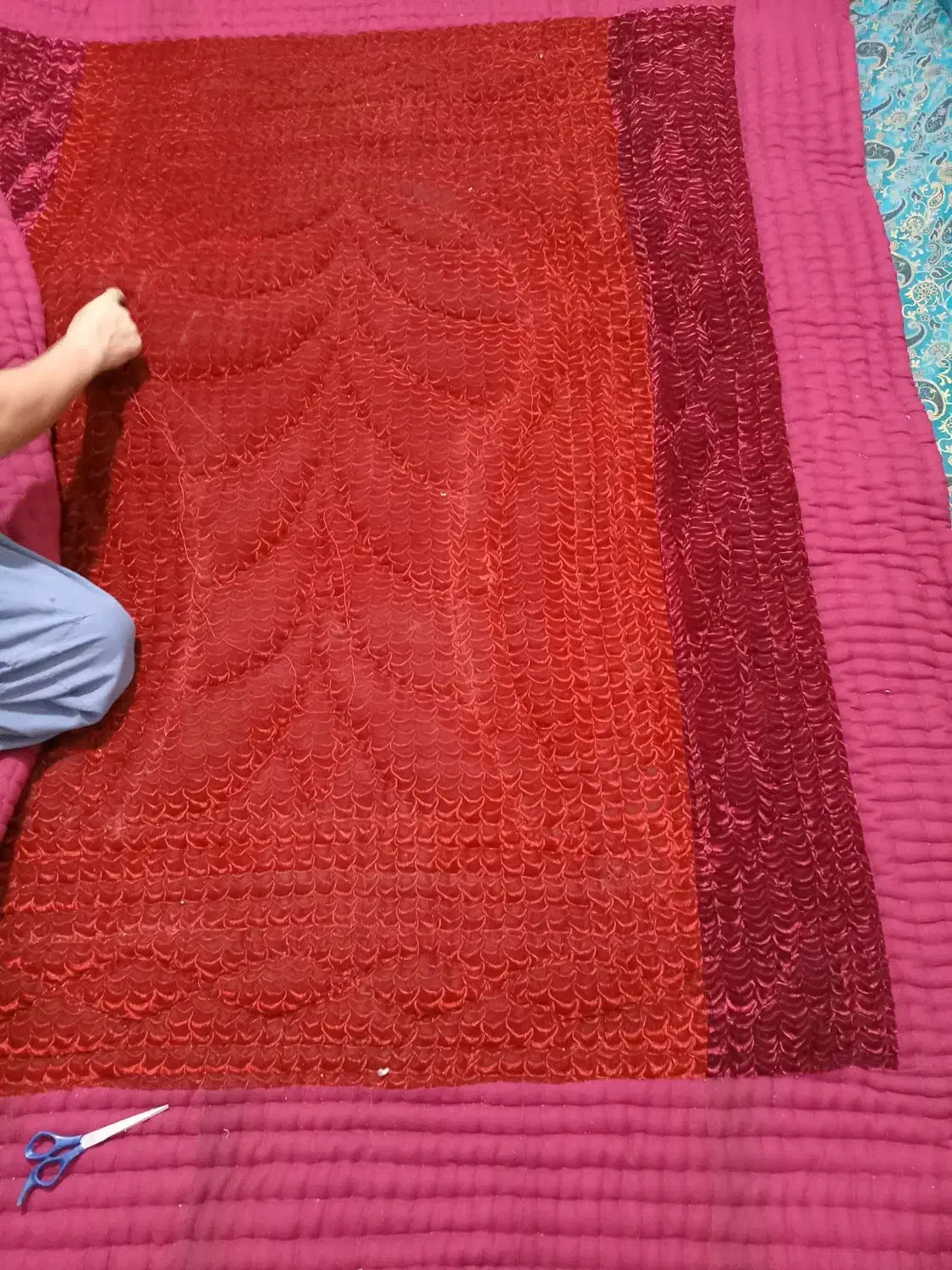 دوخت و دوز بالش، رو تختی، تشک لحاف سنتی|رختخواب، بالش، پتو|کرمان, |دیوار