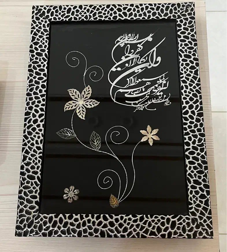 تابلو گل نقره|تابلو، نقاشی، عکس|قم, انصار‌الحسین|دیوار