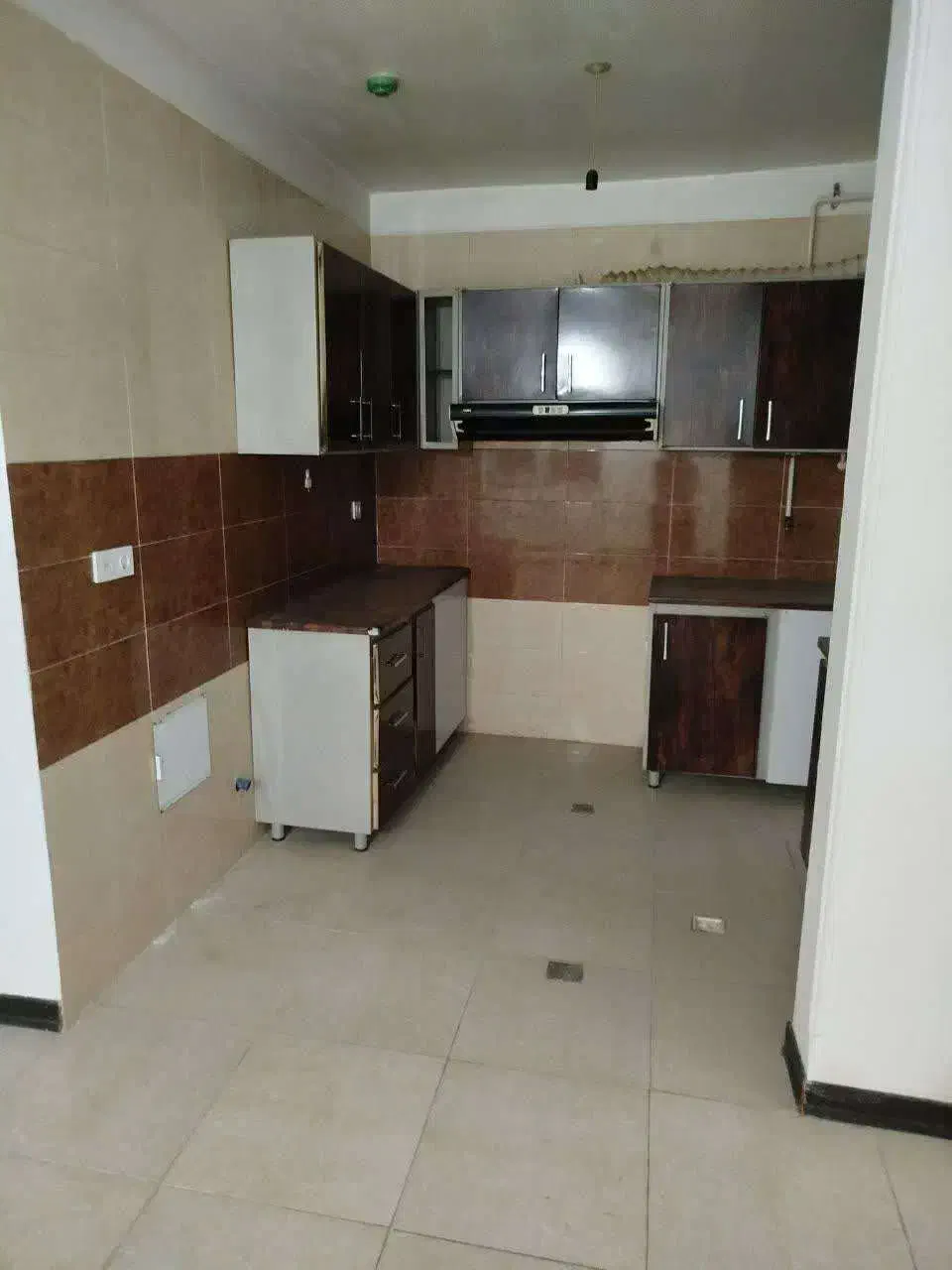 کابینت سینک هود شیر|آب‌چکان و نظم‌دهنده ظروف|گرگان, |دیوار