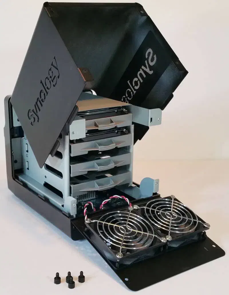 ذخیره ساز تحت شبکه حرفه‌ای ای - Synology DS420J|مودم و تجهیزات شبکه|تهران, نیروی هوایی (پیروزی)|دیوار